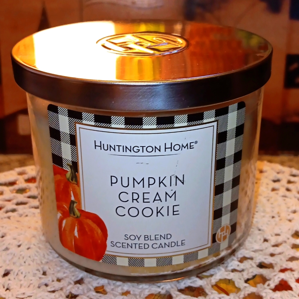 🆕️RARE! "2023" LARGE 14 OZ PUMPKIN CREAM COOKIE SOY BLEND SCENTED CANDLE! - Picture 13 of 15